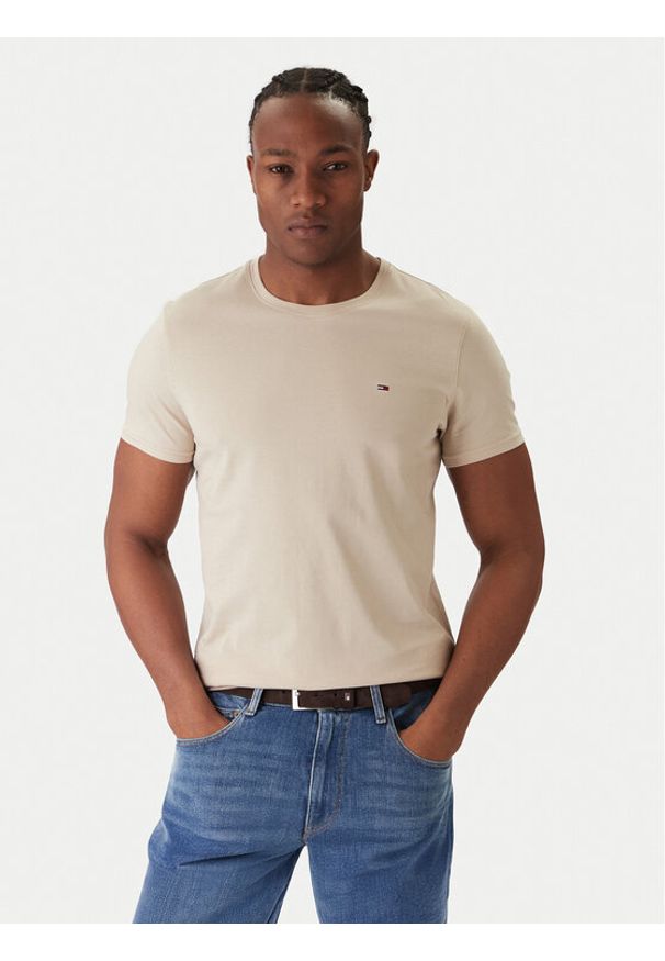 Tommy Jeans T-Shirt DM0DM04411 Beżowy Slim Fit. Kolor: beżowy. Materiał: bawełna
