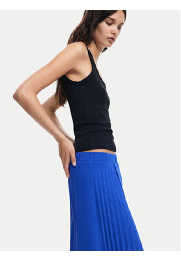 Desigual Spódnica plisowana Xining 24WWFW25 Niebieski Regular Fit. Kolor: niebieski. Materiał: syntetyk