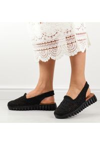Czarne plecione sandały, buty damskie T.Sokolski 806. Kolor: czarny. Materiał: tkanina #1