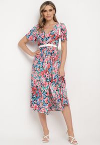 Born2be - Niebiesko-Różowa Sukienka o Rozkloszowanym Kroju Zapinana na Guziki z Gumką w Pasie Siloedia. Kolor: niebieski. Materiał: tkanina. Sezon: lato #3