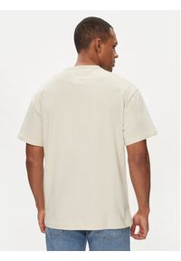 Tommy Jeans T-Shirt DM0DM18872 Beżowy Regular Fit. Kolor: beżowy. Materiał: bawełna #5