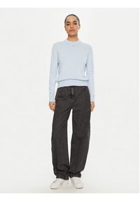 Tommy Jeans Sweter Essential DW0DW20159 Błękitny Regular Fit. Kolor: niebieski. Materiał: bawełna #5