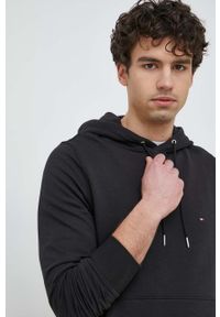TOMMY HILFIGER - Tommy Hilfiger bluza męska kolor czarny z kapturem gładka. Typ kołnierza: kaptur. Kolor: czarny. Materiał: bawełna, materiał. Długość rękawa: długi rękaw. Długość: długie. Wzór: gładki #4