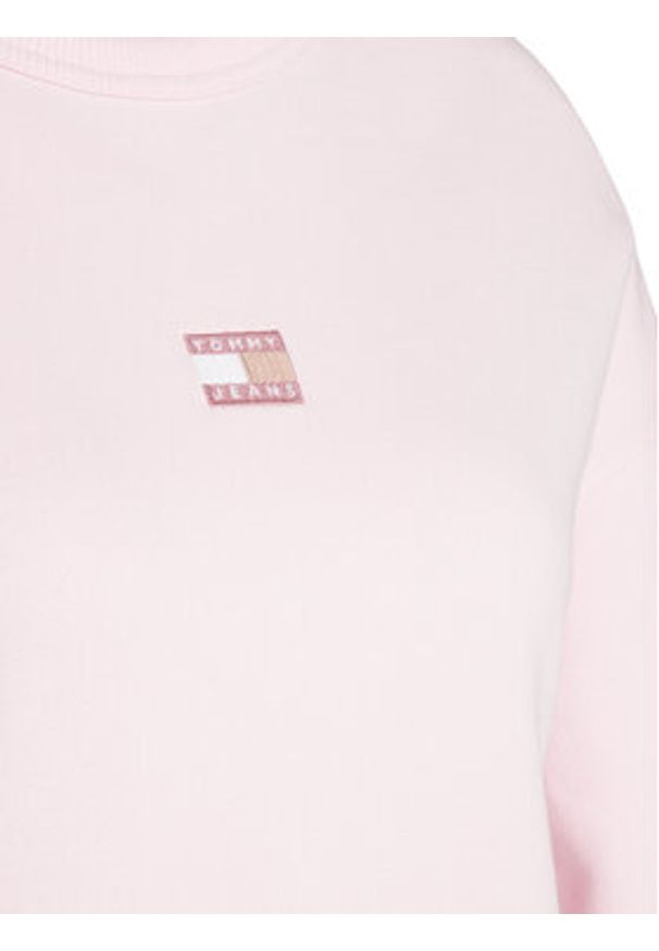 Tommy Jeans Bluza Badge DW0DW17325 Różowy Regular Fit. Kolor: różowy. Materiał: bawełna