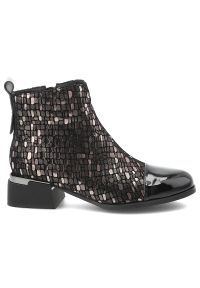 Czarne Botki S.Barski Eleganckie Obuwie Damskie. Zapięcie: zamek. Kolor: czarny. Materiał: lakier, materiał. Sezon: zima, jesień. Obcas: na obcasie. Styl: elegancki. Wysokość obcasa: średni #3