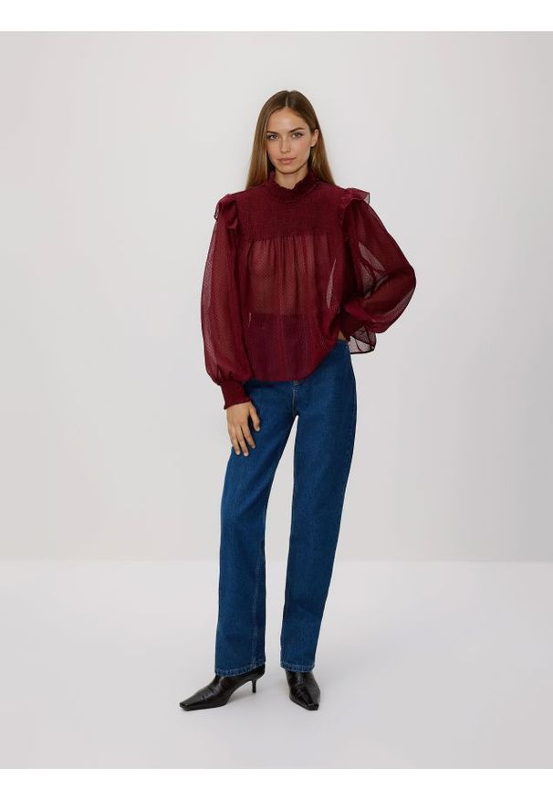 Reserved - Bluzka z metalizowaną nicią - burgundowy. Kolor: czerwony. Materiał: tkanina