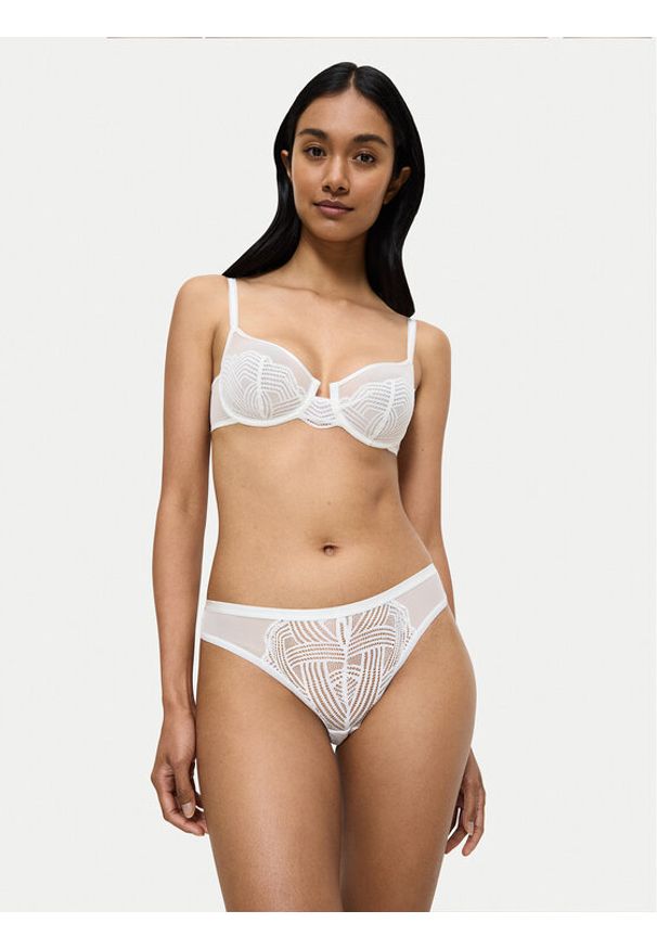 Triumph Figi brazylijskie Delightful Spotlight 10219844 Écru. Materiał: syntetyk