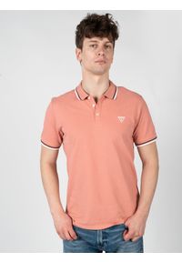 Guess Koszulka Polo "Allen" | X1VP23K8OP0 | Mężczyzna | Różowy. Okazja: na co dzień. Typ kołnierza: polo. Kolor: różowy. Materiał: bawełna. Wzór: nadruk. Styl: klasyczny, casual, elegancki
