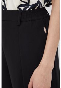 Mos Mosh spodnie damskie kolor czarny proste high waist. Okazja: na co dzień. Stan: podwyższony. Kolor: czarny. Materiał: poliester. Styl: casual #3