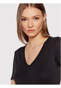 United Colors of Benetton - United Colors Of Benetton T-Shirt 3GA2E4230 Czarny Regular Fit. Kolor: czarny. Materiał: bawełna #4