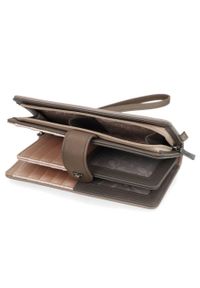 Portfel damski Anekke, z efektownym nadrukiem i metalowym logo zamykany na klapę wyposażony w przegrody na banknoty kieszeń na monety oraz liczne mie. Kolor: beżowy. Wzór: nadruk #2