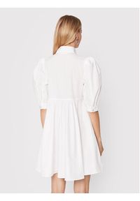 Custommade Sukienka codzienna Lema 999369421 Biały Relaxed Fit. Okazja: na co dzień. Kolor: biały. Materiał: bawełna. Typ sukienki: proste. Styl: casual #5