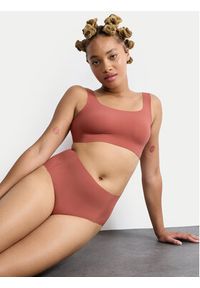 Sloggi Figi klasyczne z wysokim stanem Zero Feel 10217759 Pomarańczowy. Stan: podwyższony. Kolor: pomarańczowy. Materiał: syntetyk #6