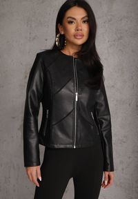 Renee - Czarna Taliowana Kurtka Biker z Dekoltem Crew Neck Ozdobiona Przeszyciami Nelithaen. Kolor: czarny. Materiał: poliester, jeans. Wzór: aplikacja #7