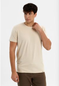 Volcano - T-shirt ze strukturą TM-DARK. Materiał: bawełna, jeans, materiał. Długość rękawa: krótki rękaw. Długość: krótkie. Styl: klasyczny #1