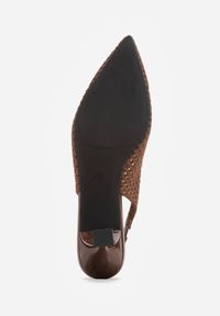 Renee - Brązowe Szpilki Slingback z Ażurowymi Zdobieniami na Cholewce Tespeila. Kolor: brązowy. Materiał: wiskoza. Szerokość cholewki: normalna. Wzór: aplikacja, ażurowy. Sezon: lato. Obcas: na szpilce. Styl: elegancki, klasyczny #3