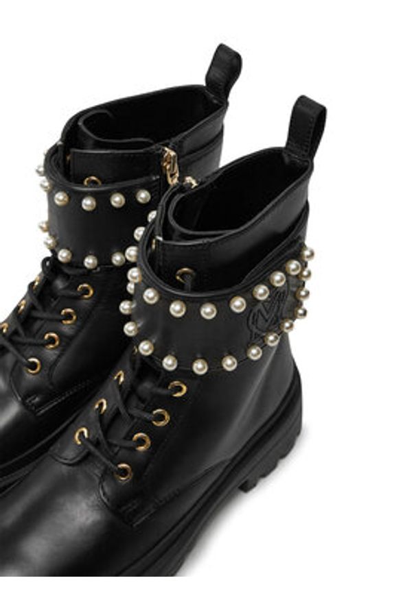 Love Moschino - LOVE MOSCHINO Trapery JA24235G0LIA0000 Czarny. Kolor: czarny. Materiał: skóra
