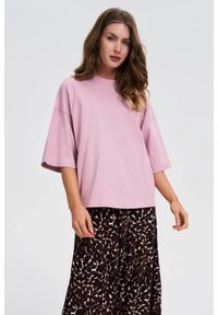 MOODO - Gładka bluzka oversize różowa. Kolor: różowy. Materiał: bawełna. Wzór: gładki