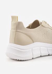 Born2be - Beżowe Dzianinowe Sneakersy na Grubej Podeszwie ze Żłobieniami Enolora. Okazja: na co dzień, na spacer. Kolor: beżowy. Materiał: dzianina. Szerokość cholewki: normalna. Sport: turystyka piesza, fitness #5