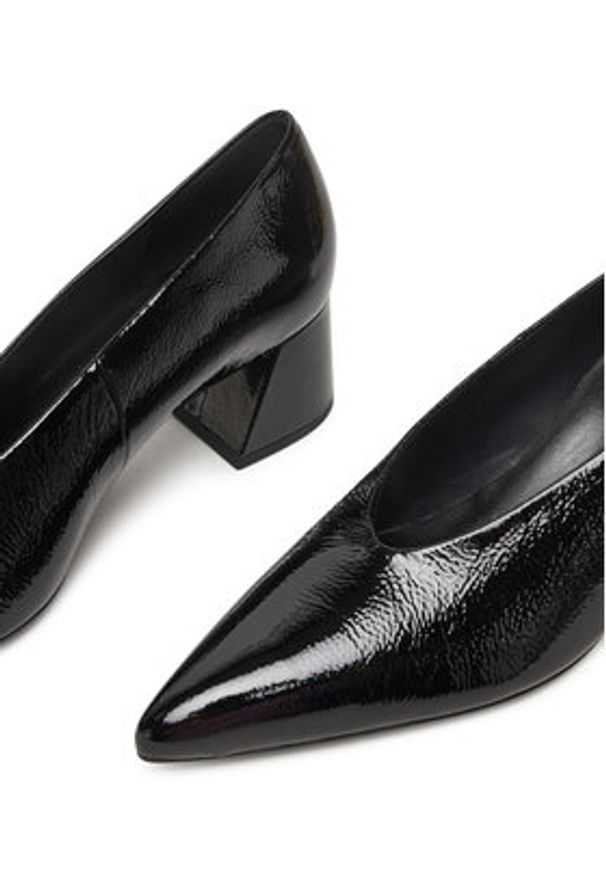 HÖGL Czółenka Savanna 0-104535-01000 Czarny. Kolor: czarny. Materiał: skóra