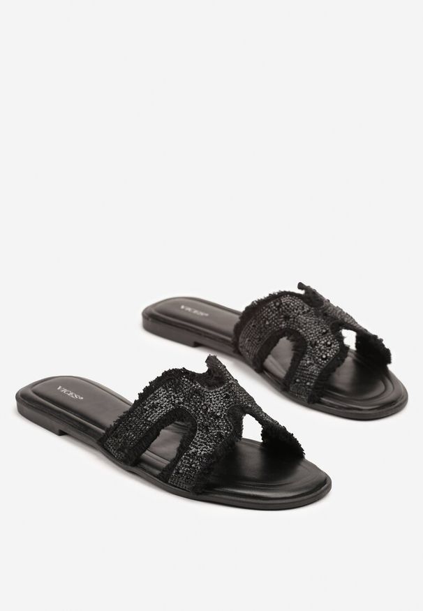 Born2be - Czarne Klapki Vices z Geometryczną Cyrkoniową Cholewką Melozia. Okazja: na co dzień. Kolor: czarny. Wzór: geometria. Styl: elegancki, casual