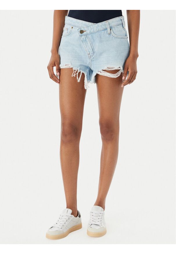 Guess Jeans Szorty jeansowe W6GDZ8 D6364 Niebieski Regular Fit. Kolor: niebieski. Materiał: jeans