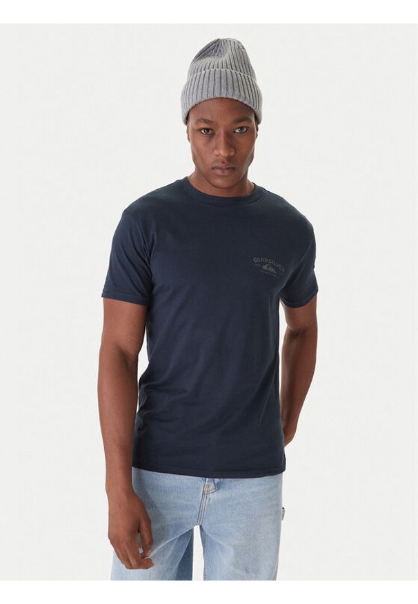 Quiksilver T-Shirt Anchor EQYZT08178 Granatowy Regular Fit. Kolor: niebieski. Materiał: bawełna