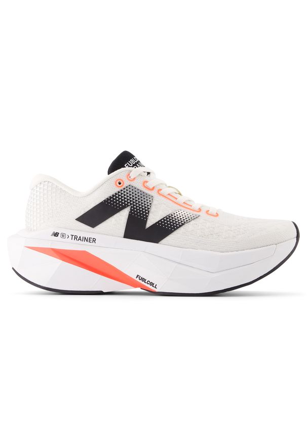 Buty damskie New Balance FuelCell SuperComp Trainer v3 WRCXCS4 – białe. Kolor: biały. Materiał: guma, włókno, materiał. Szerokość cholewki: normalna. Sport: bieganie, fitness