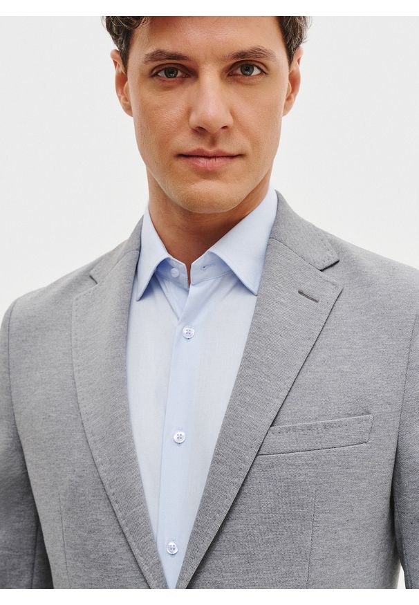 Pako Lorente - PAKO LORENTE - Jasnoszara marynarka z dzianiny. Kolor: szary. Materiał: dzianina. Sezon: wiosna