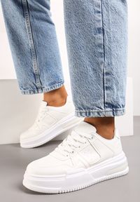 Renee - Białe Sportowe Sneakersy na Grubej Podeszwie z Wiązaniem Mintellia. Zapięcie: sznurówki. Kolor: biały. Materiał: jeans. Sezon: lato #3