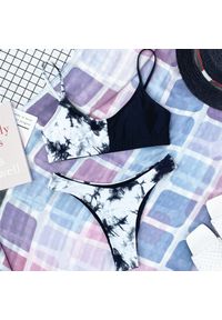 Intica - Strój kąpielowy dwuczęściowy z wysokiej jakości materiałów na plażę i basen Everarda. Kolor: wielokolorowy. Materiał: materiał #1