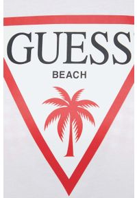 Guess t-shirt bawełniany kolor biały. Kolor: biały. Materiał: bawełna. Długość rękawa: krótki rękaw. Długość: krótkie. Wzór: nadruk #4