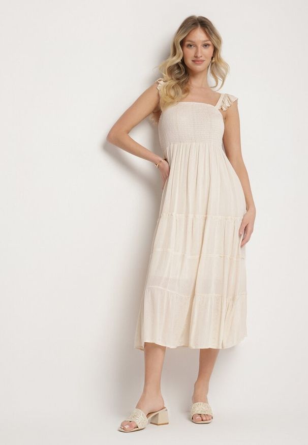 Born2be - Beżowa Wiskozowa Sukienka na Ramiączkach Zdobiona Metaliczną Nicią Iffrisse. Okazja: na co dzień. Kolor: beżowy. Materiał: wiskoza. Długość rękawa: na ramiączkach. Wzór: aplikacja. Styl: casual