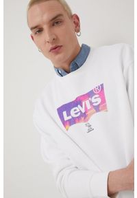 Levi's® - Levi's bluza męska kolor biały z nadrukiem. Okazja: na spotkanie biznesowe. Kolor: biały. Materiał: włókno, dzianina. Wzór: nadruk. Styl: biznesowy #4