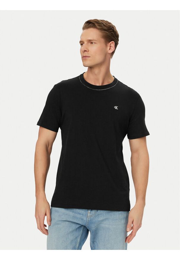 Calvin Klein T-Shirt LV04LF223G Czarny Regular Fit. Kolor: czarny. Materiał: bawełna