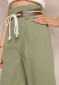 Renee - Ciemnozielone Szerokie Spodnie Bawełniane 3/4 z Paskiem Daenarys. Stan: podwyższony. Kolor: zielony. Materiał: bawełna