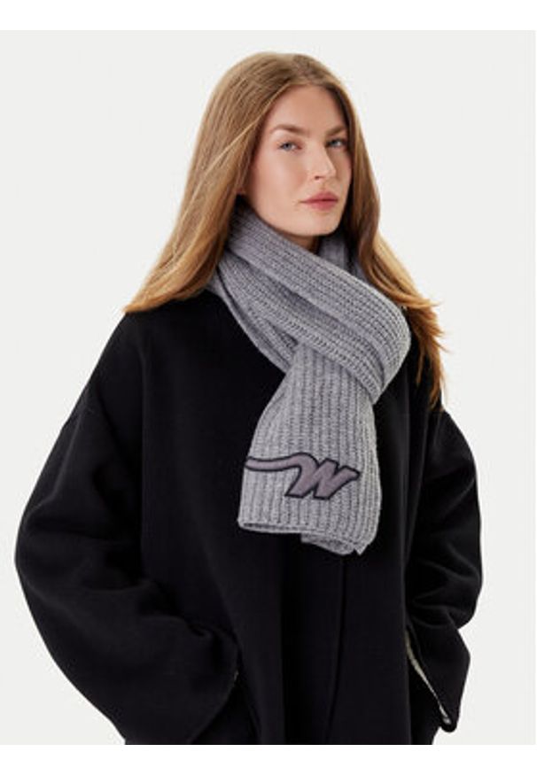 Weekend Max Mara Szalik Bardies 2525746035 Szary. Kolor: szary. Materiał: wełna, materiał