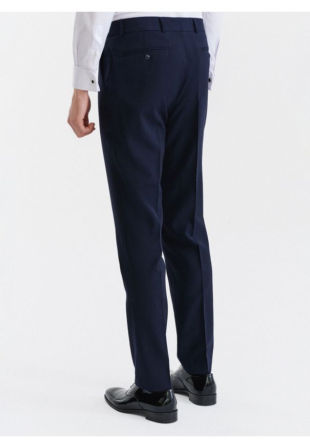 Pako Lorente - PAKO LORENTE – Spodnie smokingowe P000B-6S-002-G-S. Materiał: wełna. Wzór: gładki. Styl: młodzieżowy