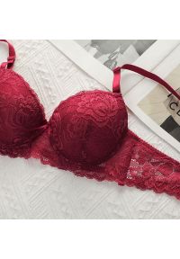Intica - Komplet bielizny koronkowej push-up z satynowym wykończeniem Moran. Kolor: czerwony. Materiał: satyna, koronka. Wzór: koronka #7