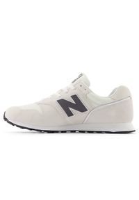 Buty unisex New Balance M3739VC – beżowe. Okazja: na co dzień. Kolor: beżowy. Materiał: guma, zamsz. Szerokość cholewki: normalna. Model: New Balance 373 #3