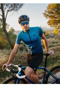 4f - Koszulka rowerowa szosowa męska. Kolor: niebieski. Materiał: skóra, materiał, dzianina. Długość rękawa: krótki rękaw. Sport: kolarstwo, fitness