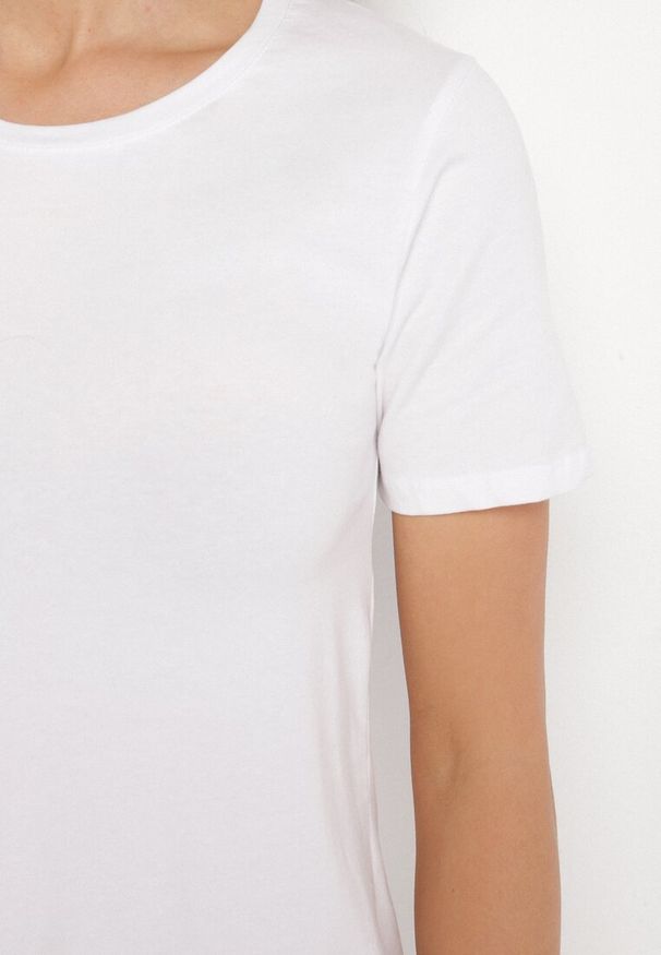 Born2be - Biała Bawełniana Sukienka o Kroju Typu T-shirt Nilisea. Kolor: biały. Materiał: bawełna