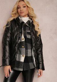 Renee - Czarna Kurtka Linerin. Kolor: czarny. Materiał: tkanina