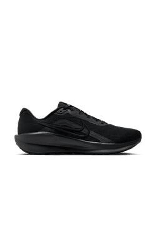 Buty do biegania męskie Nike Downshifter 13. Okazja: na co dzień. Kolor: czarny. Materiał: materiał, syntetyk. Szerokość cholewki: normalna. Model: Nike Downshifter. Sport: bieganie