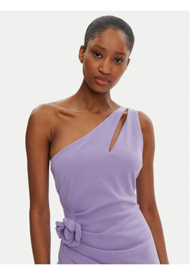 Rinascimento Sukienka koktajlowa CFC0122878003 Fioletowy Regular Fit. Kolor: fioletowy. Materiał: syntetyk. Styl: wizytowy