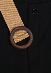 Born2be - Czarne Szorty Casual z Wiskozą Wysokim Stanem i Plecionym Paskiem Evena. Okazja: na co dzień. Stan: podwyższony. Kolor: czarny. Materiał: wiskoza. Styl: casual #3