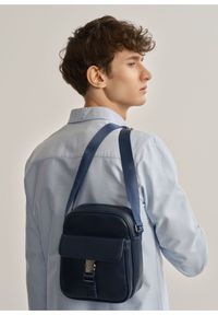 Ochnik - Granatowa torba męska z kieszonką. Kolor: niebieski #8