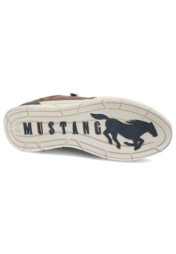 Brązowe Półbuty Mustang Modne Obuwie Męskie. Zapięcie: zamek. Kolor: brązowy. Materiał: materiał, syntetyk