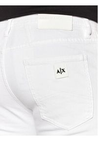 Armani Exchange Jeansy 8NZJ13 Z1SBZ 1100 Biały Slim Fit. Kolor: biały