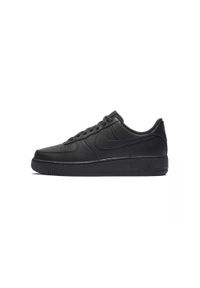 Buty Kobieta Nike Air Force 1 '07 czarny. Okazja: na co dzień. Kolor: czarny. Materiał: syntetyk, tkanina, materiał. Model: Nike Air Force. Sport: turystyka piesza